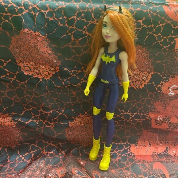 DC Comics Batgirl doll - Picture 4 of 4